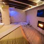 Pompei Valley Boutique Hotel 3*