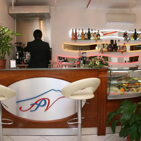 Valley Hotel 3*